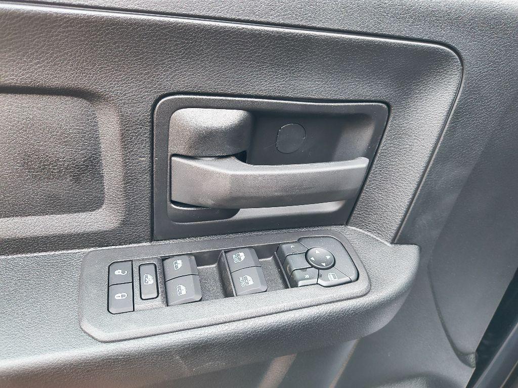 new 2025 Ram 3500 car, priced at $66,675