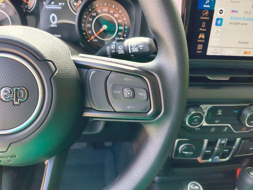 new 2025 Jeep Wrangler car, priced at $39,968