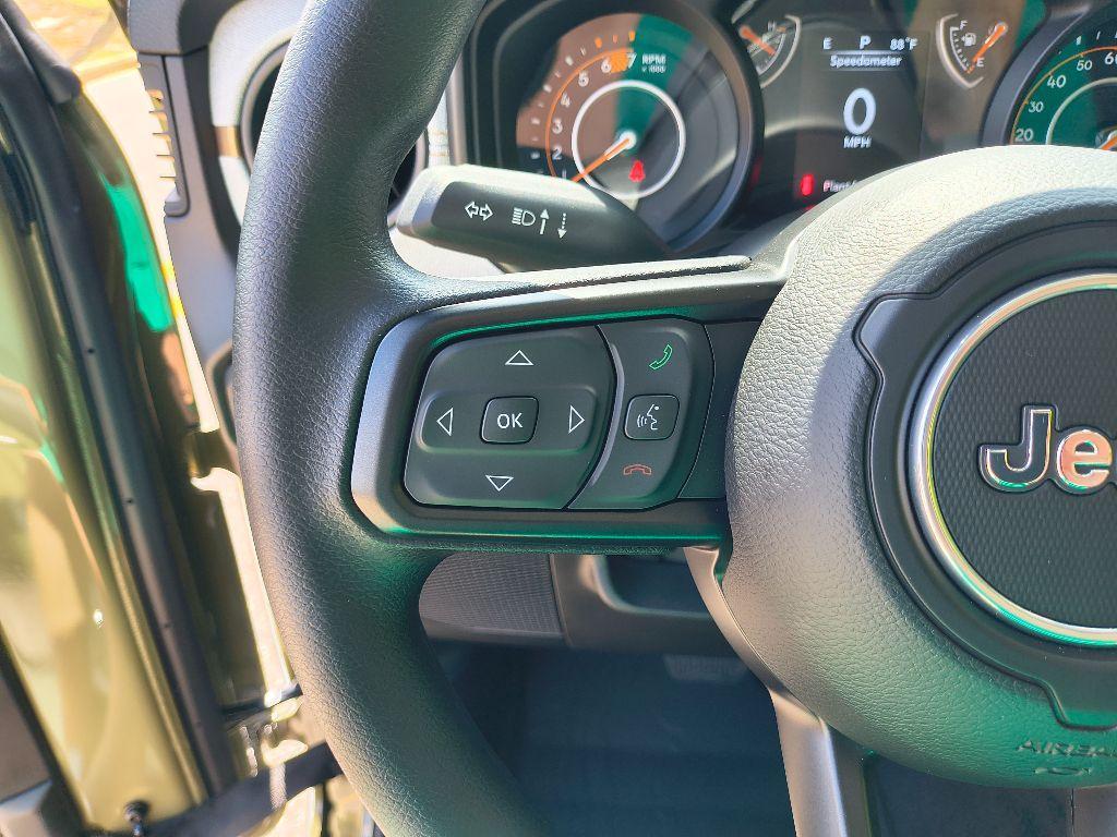 new 2025 Jeep Wrangler car, priced at $39,968