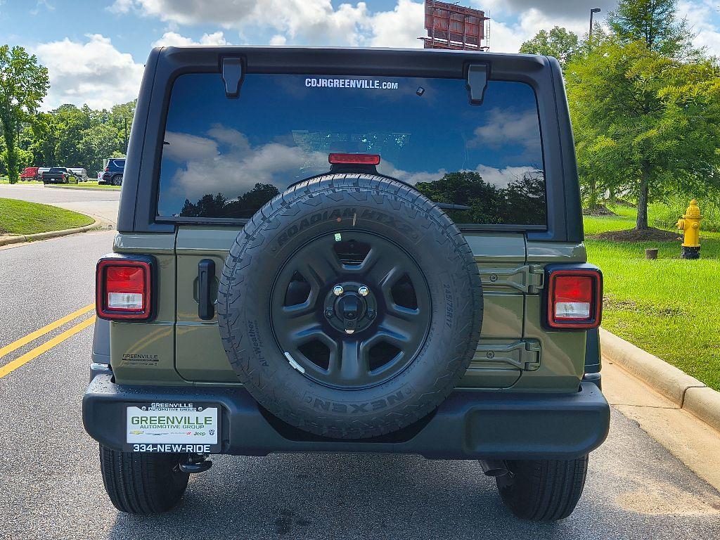 new 2025 Jeep Wrangler car, priced at $39,968