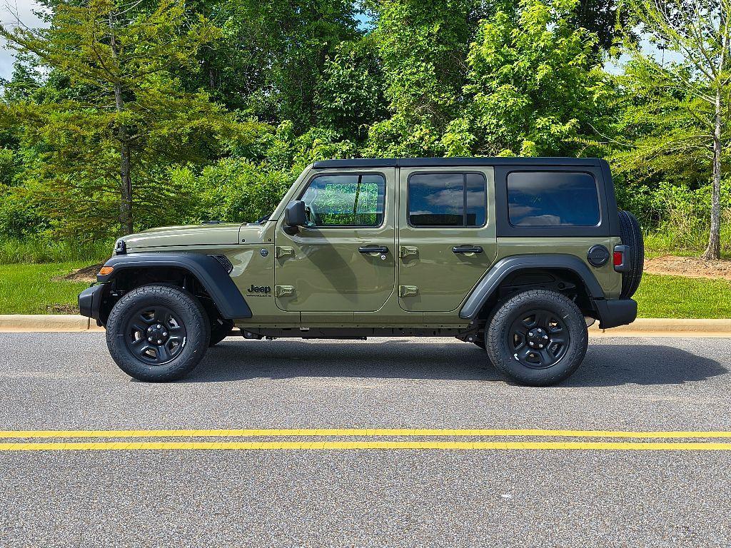 new 2025 Jeep Wrangler car, priced at $39,968