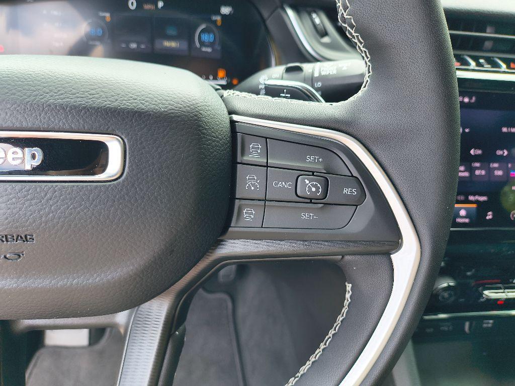 new 2025 Jeep Grand Cherokee car, priced at $37,955