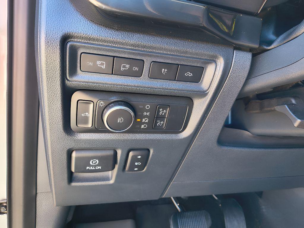 used 2022 Ford F-150 car, priced at $49,927