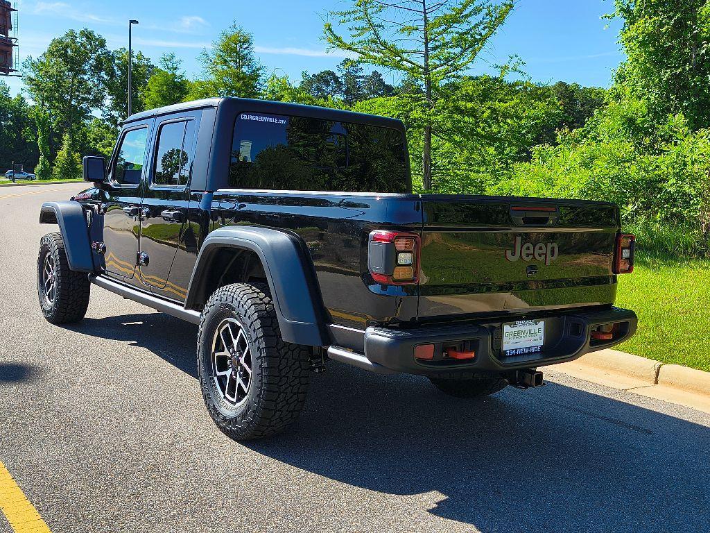 new 2025 Jeep Gladiator car, priced at $52,387