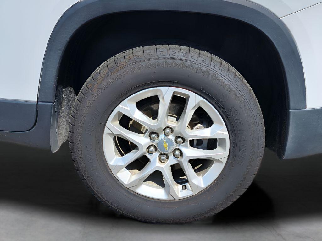 used 2020 Chevrolet Traverse car, priced at $17,893