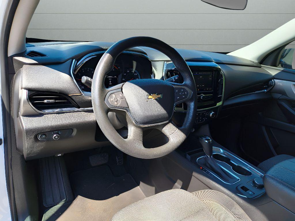 used 2020 Chevrolet Traverse car, priced at $17,893