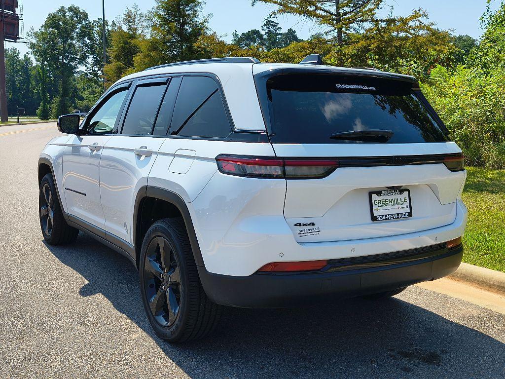 used 2023 Jeep Grand Cherokee car, priced at $34,999