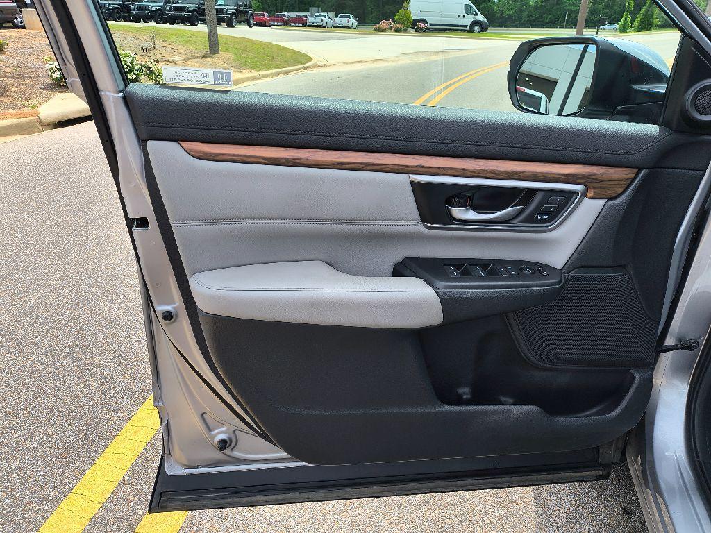 used 2020 Honda CR-V car, priced at $23,943