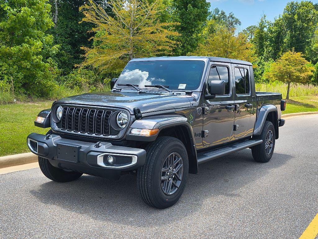 used 2024 Jeep Gladiator car, priced at $42,749