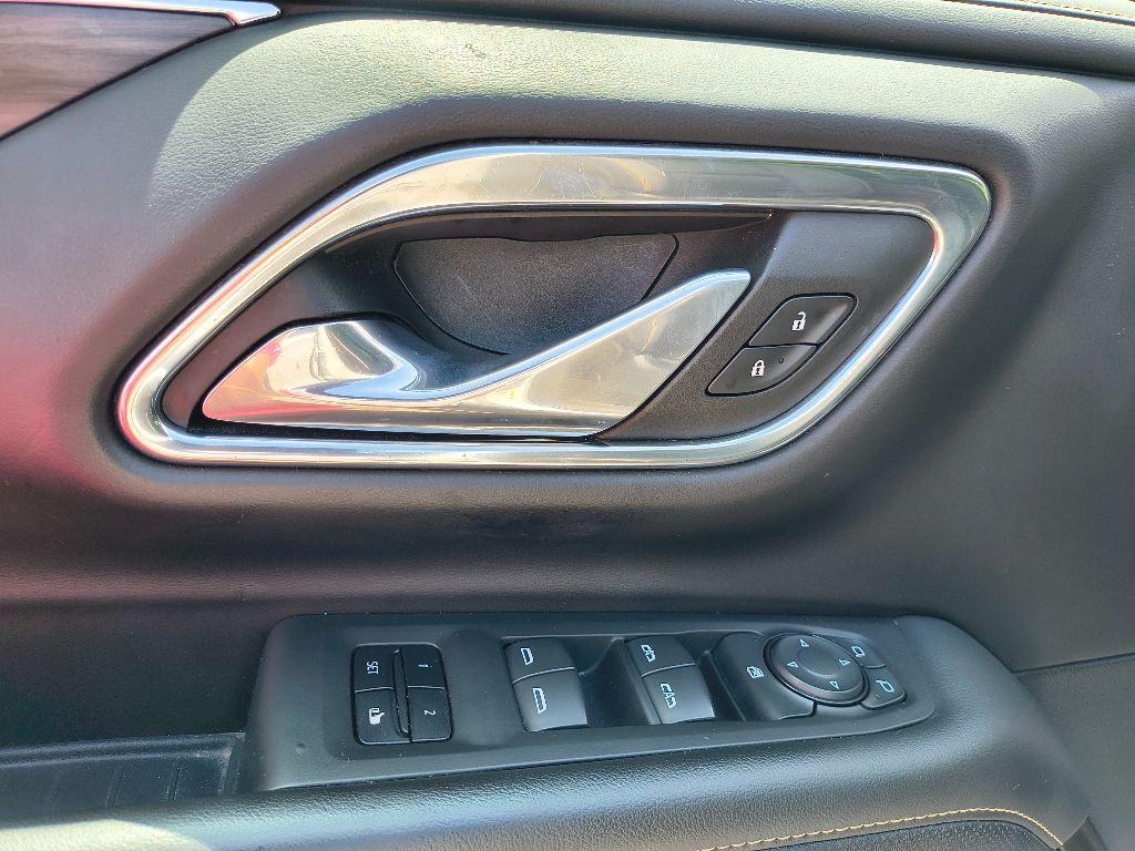 used 2023 GMC Yukon car