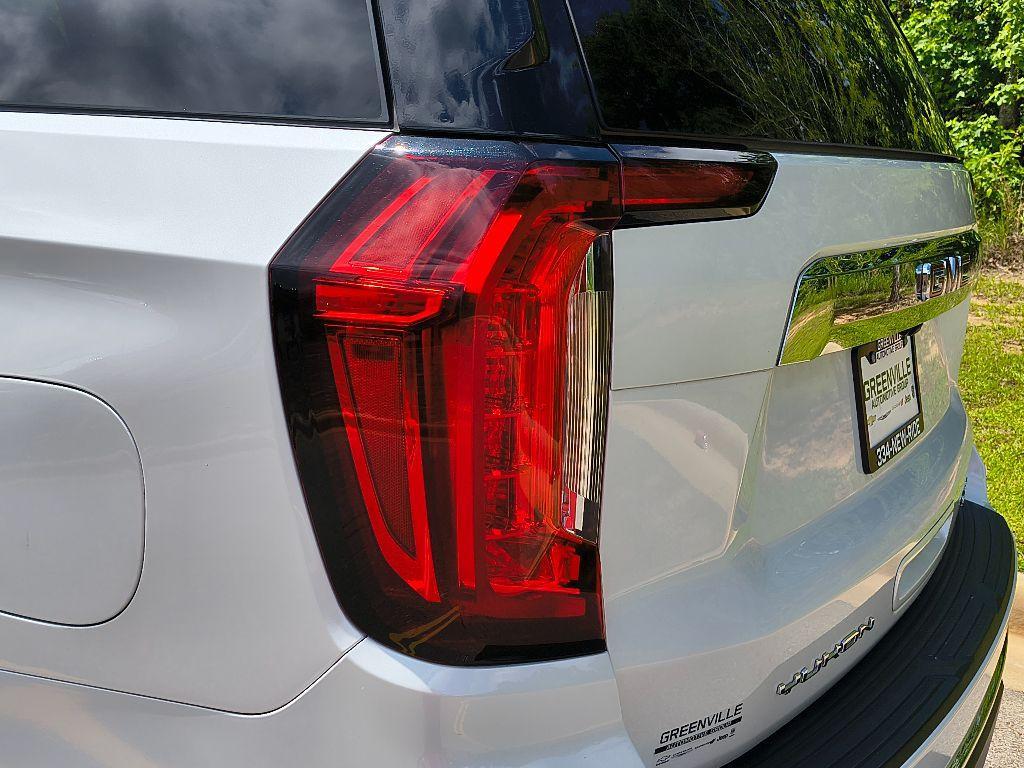 used 2023 GMC Yukon car
