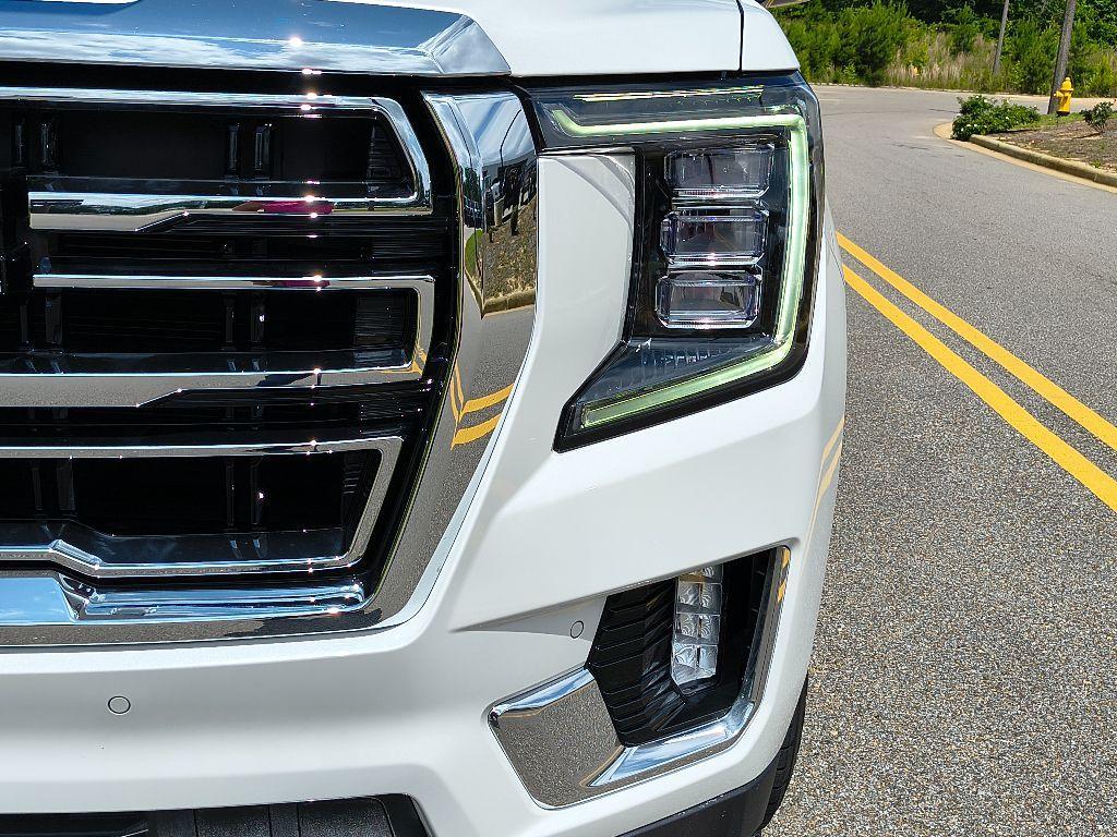 used 2023 GMC Yukon car