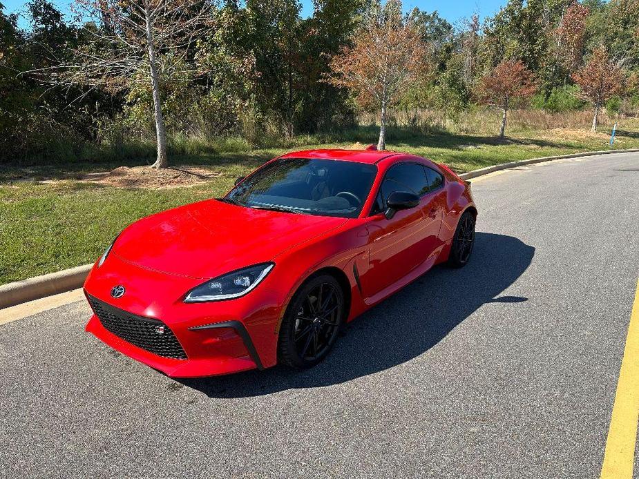 used 2023 Toyota GR86 car, priced at $32,817