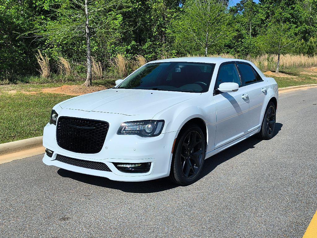 used 2022 Chrysler 300 car, priced at $29,899