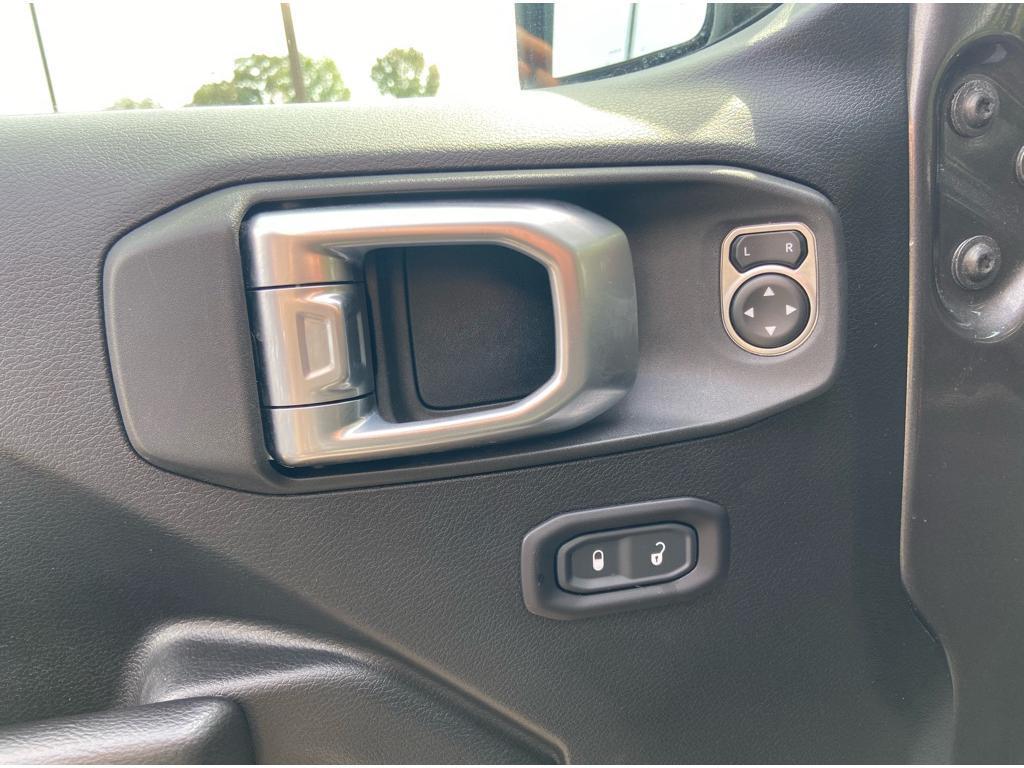 used 2019 Jeep Wrangler Unlimited car, priced at $35,994