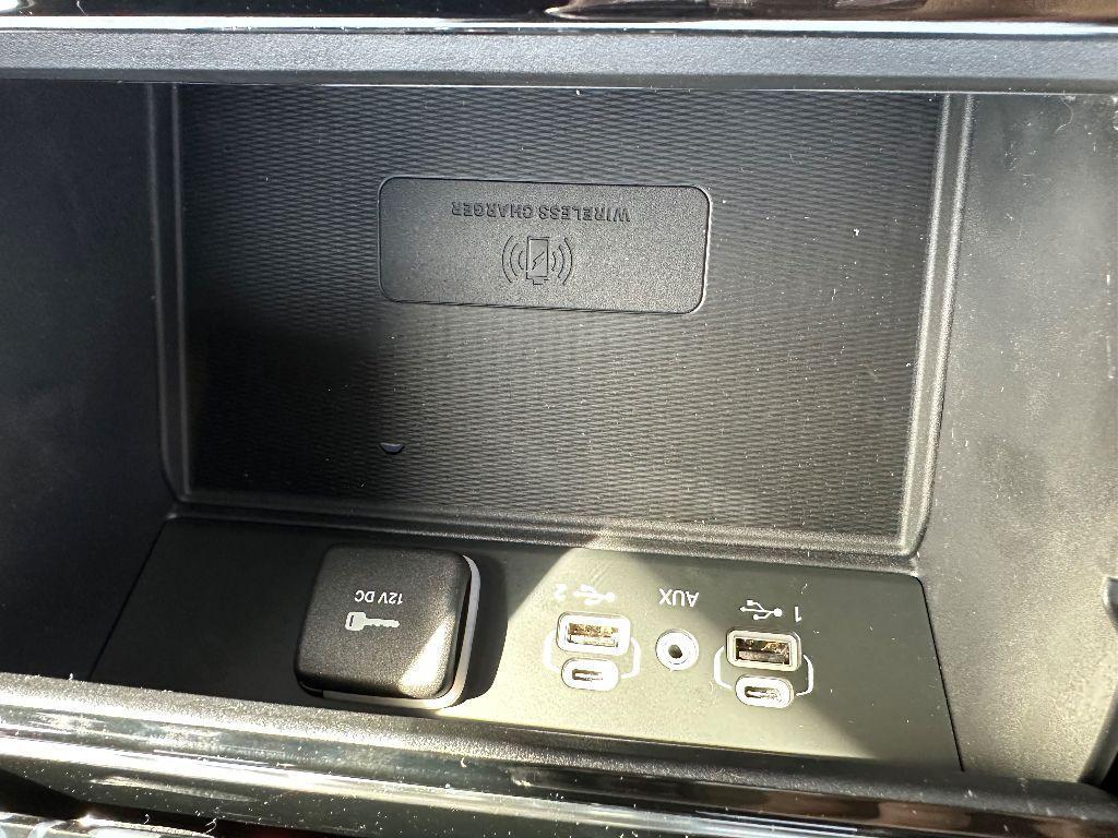 new 2025 Jeep Grand Cherokee L car, priced at $38,996