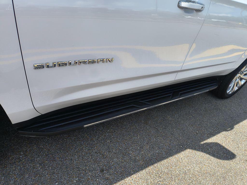 used 2023 Chevrolet Suburban car, priced at $54,989