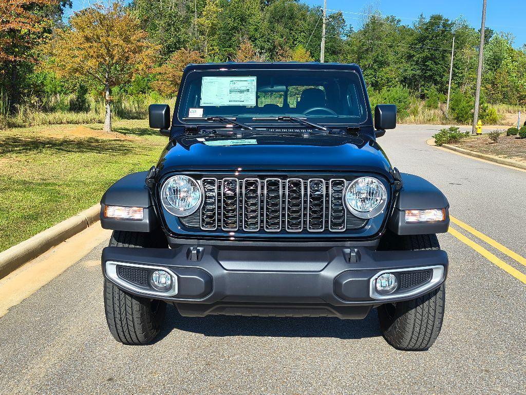 new 2025 Jeep Gladiator car, priced at $41,270