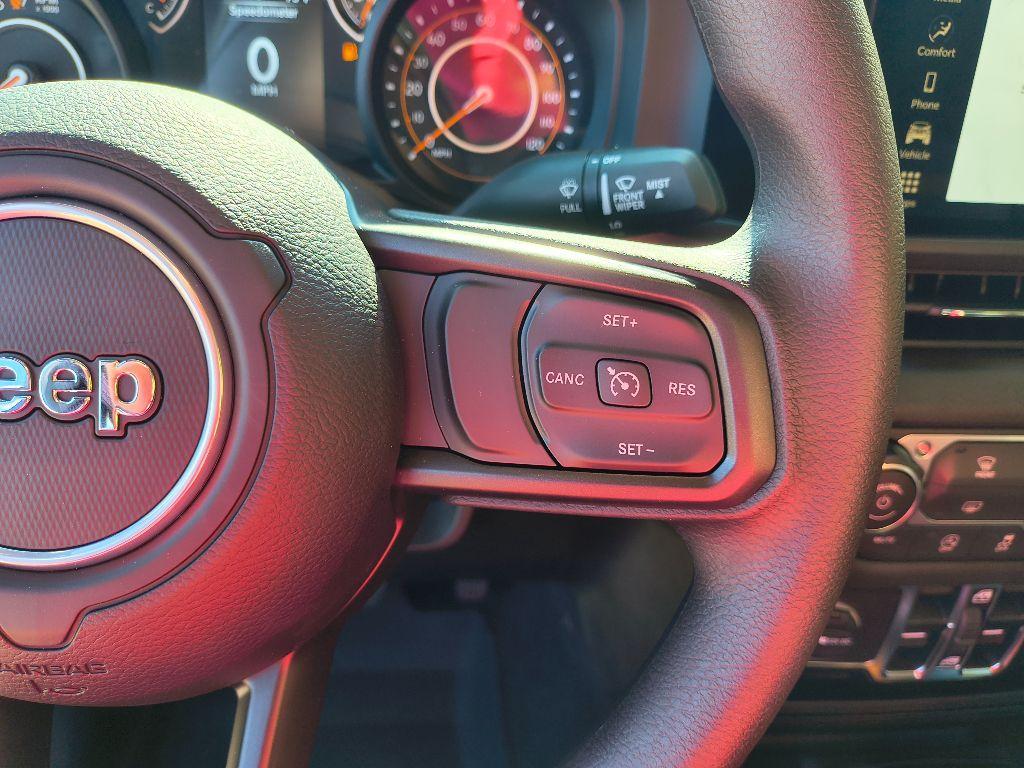 new 2025 Jeep Gladiator car, priced at $41,270