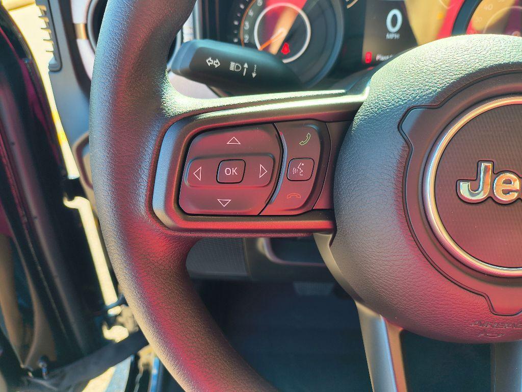new 2025 Jeep Gladiator car, priced at $41,270