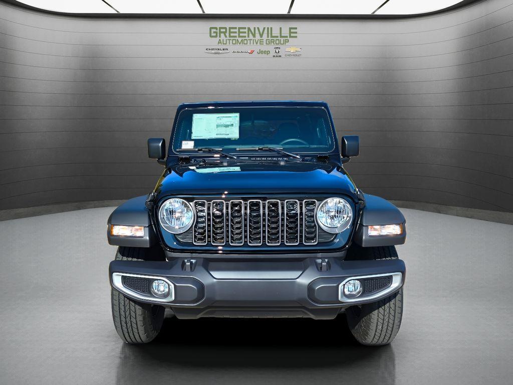new 2025 Jeep Gladiator car, priced at $41,270