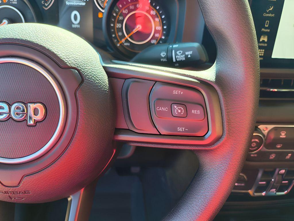new 2025 Jeep Gladiator car, priced at $41,270