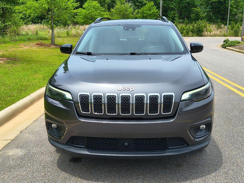 used 2022 Jeep Cherokee car, priced at $19,910