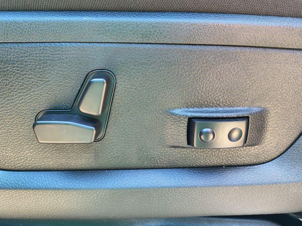 new 2025 Ram 2500 car, priced at $73,600