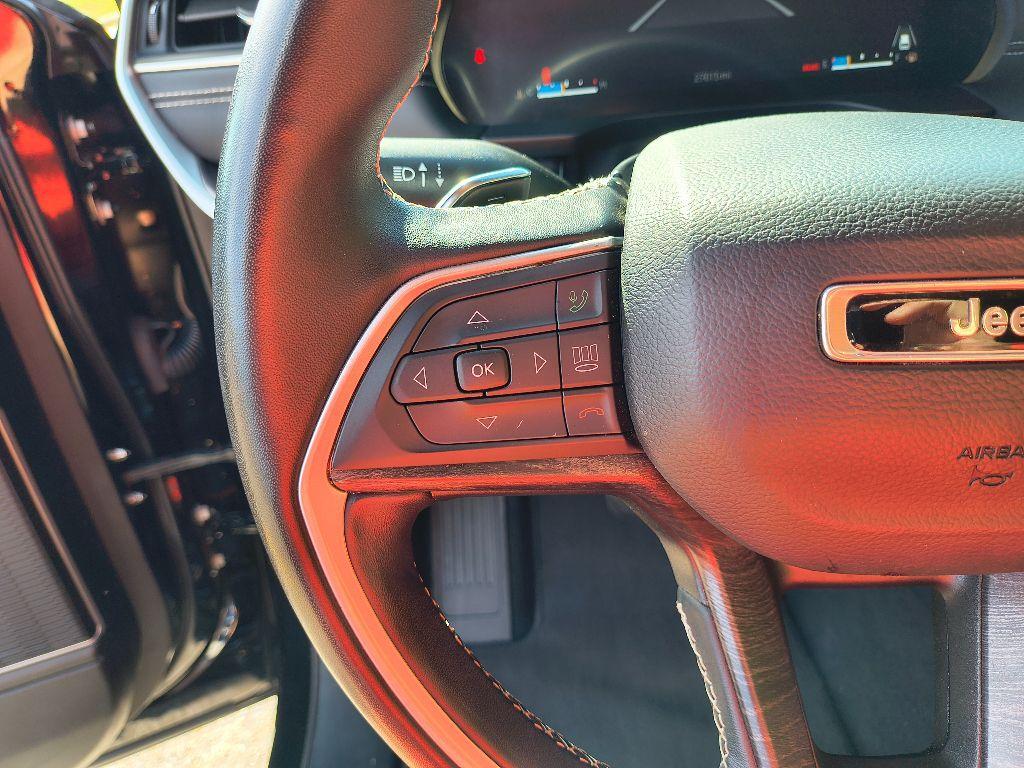 used 2022 Jeep Grand Cherokee car, priced at $32,773