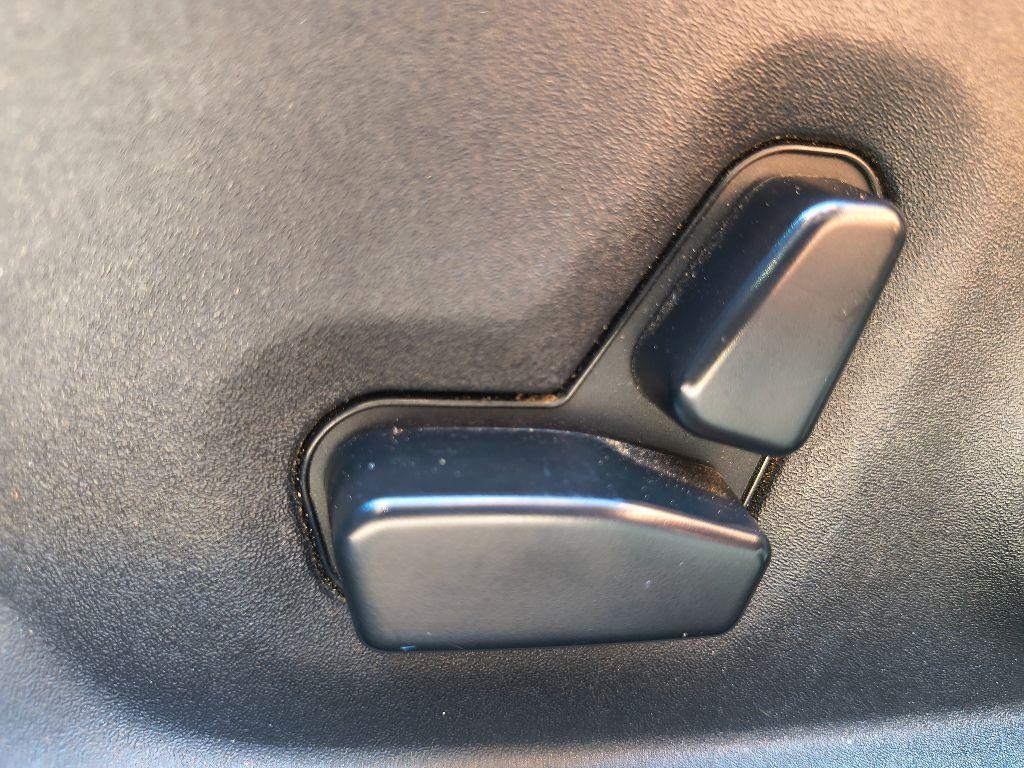 used 2018 Jeep Compass car, priced at $17,811