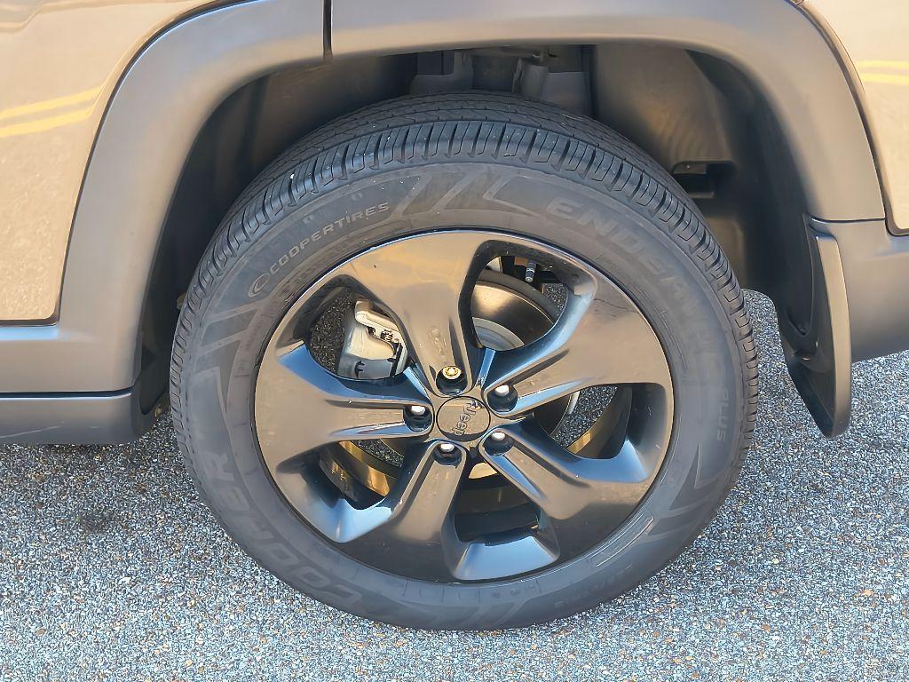 used 2018 Jeep Compass car, priced at $17,811