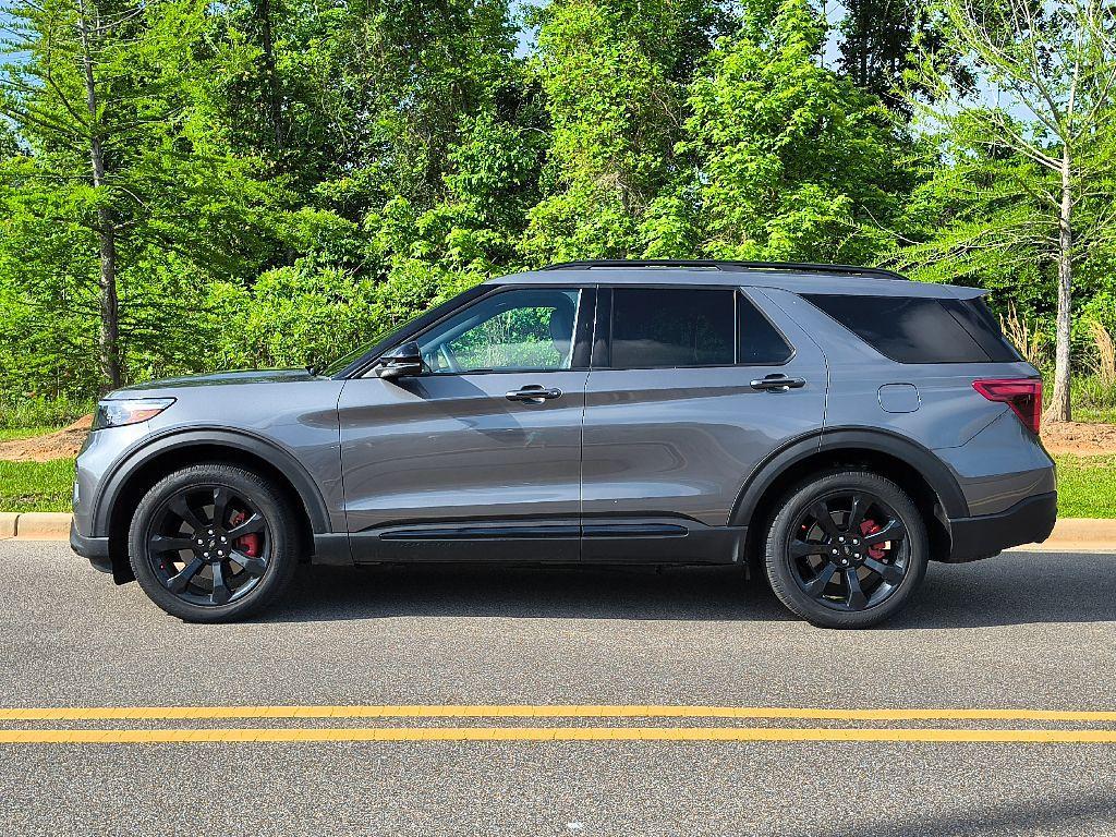 used 2023 Ford Explorer car, priced at $44,913
