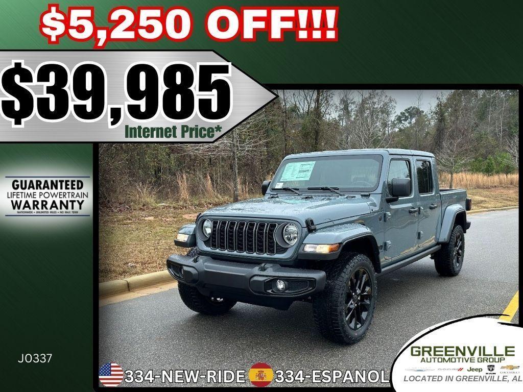 new 2025 Jeep Gladiator car, priced at $39,985