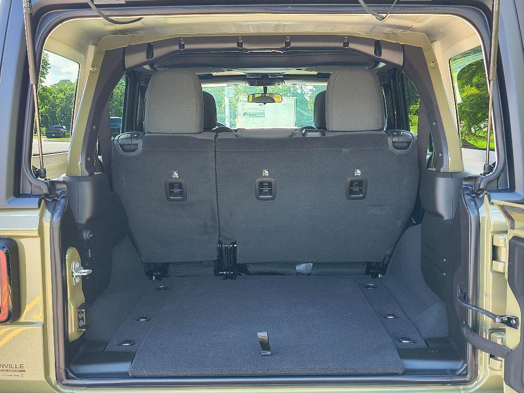 new 2025 Jeep Wrangler car, priced at $47,964