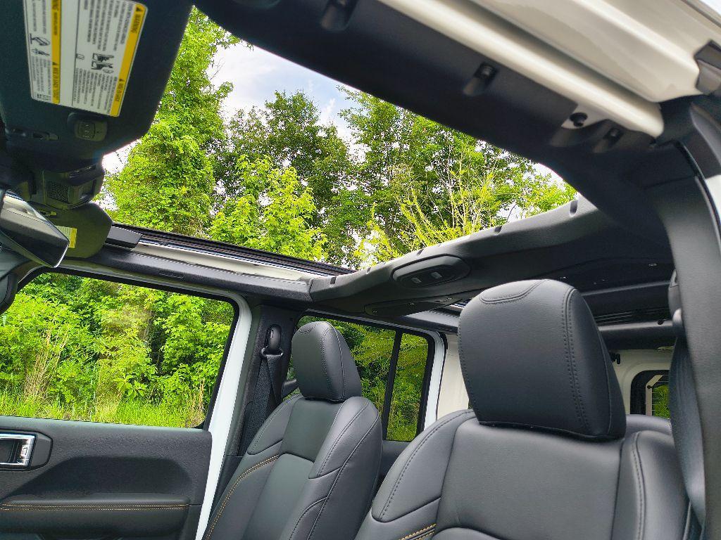 new 2025 Jeep Wrangler car, priced at $52,944