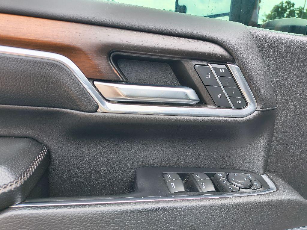 used 2024 GMC Sierra 2500 car, priced at $72,989
