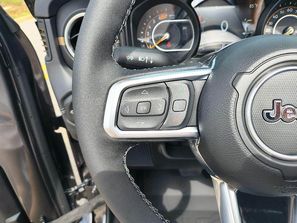 new 2025 Jeep Wrangler car, priced at $57,120