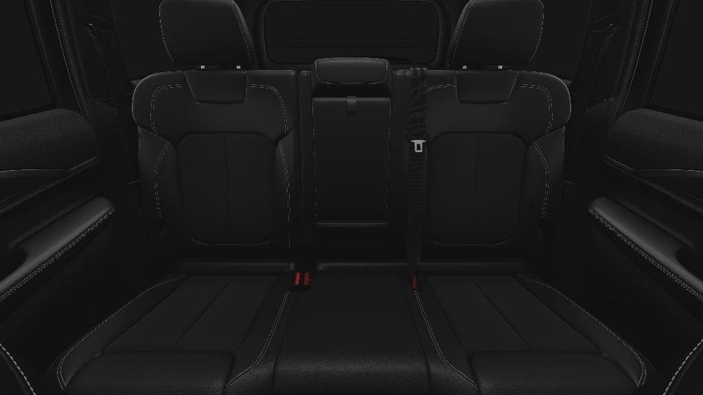 new 2025 Jeep Grand Cherokee car, priced at $37,877