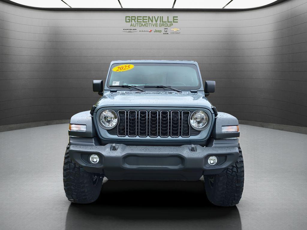 new 2025 Jeep Wrangler car, priced at $45,964