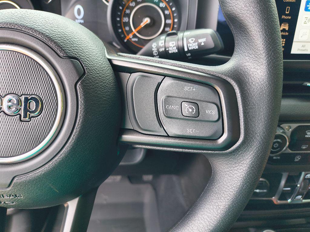 new 2025 Jeep Wrangler car, priced at $46,964