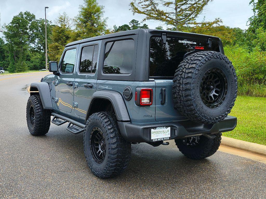 new 2025 Jeep Wrangler car, priced at $46,964