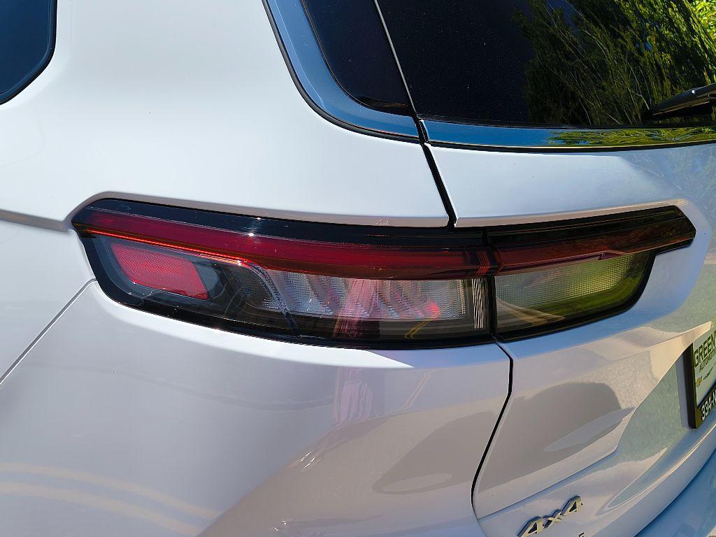 new 2025 Jeep Grand Cherokee L car, priced at $39,984