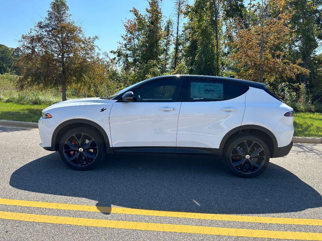 new 2024 Dodge Hornet car, priced at $28,475