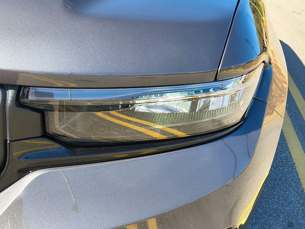 new 2025 Jeep Grand Cherokee car, priced at $37,980