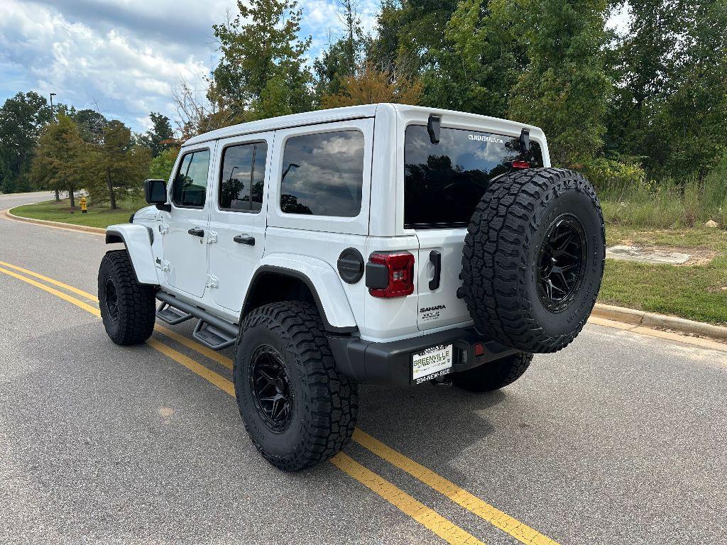 new 2025 Jeep Wrangler car, priced at $57,457