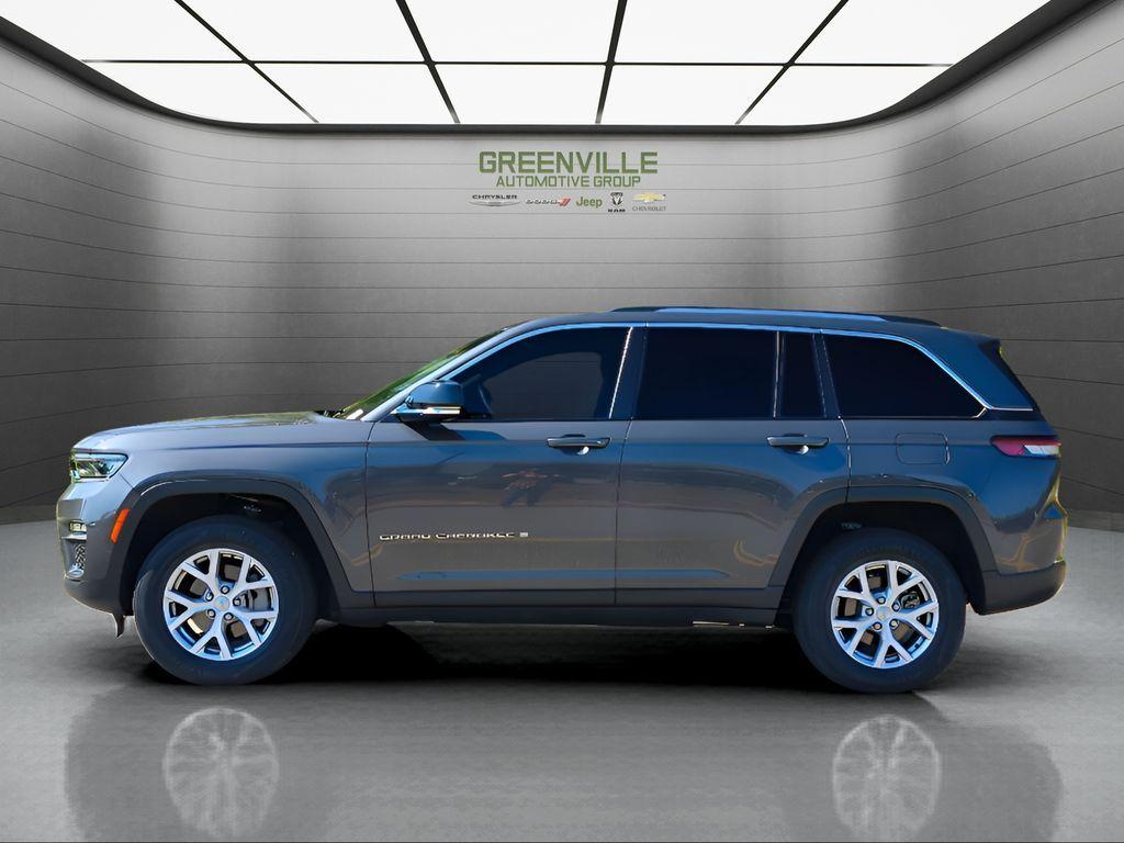 used 2022 Jeep Grand Cherokee car, priced at $29,917