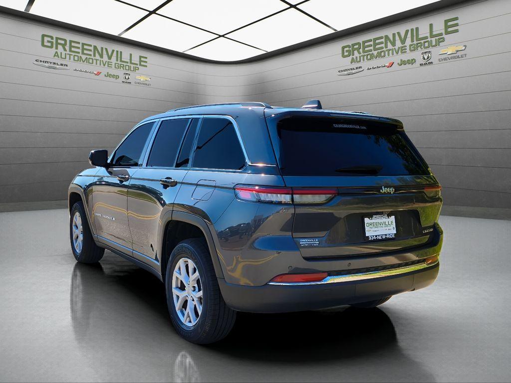 used 2022 Jeep Grand Cherokee car, priced at $29,917