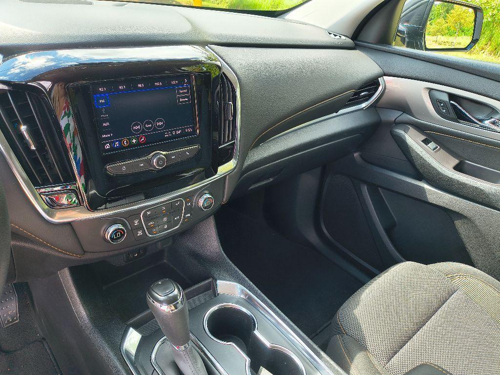 used 2020 Chevrolet Traverse car