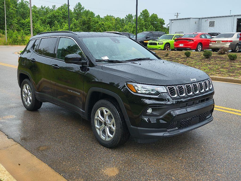 new 2025 Jeep Compass car, priced at $29,463