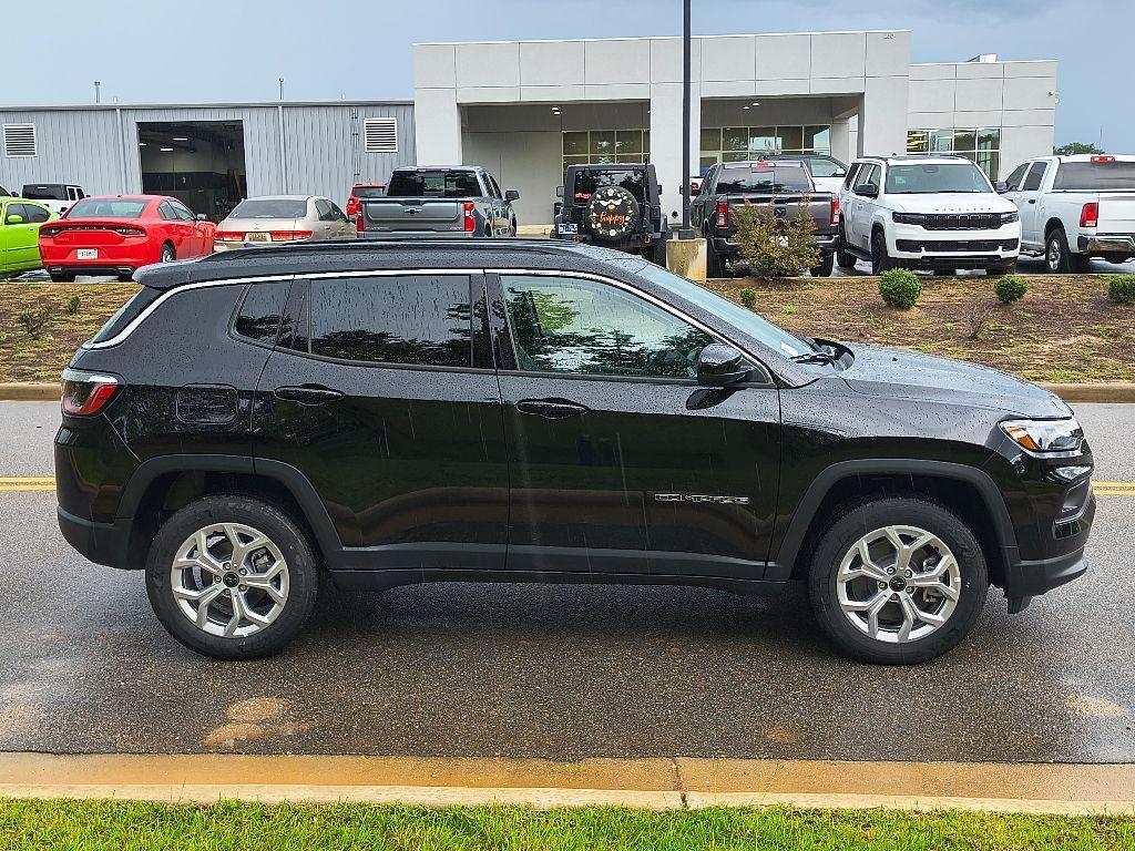 new 2025 Jeep Compass car, priced at $29,463